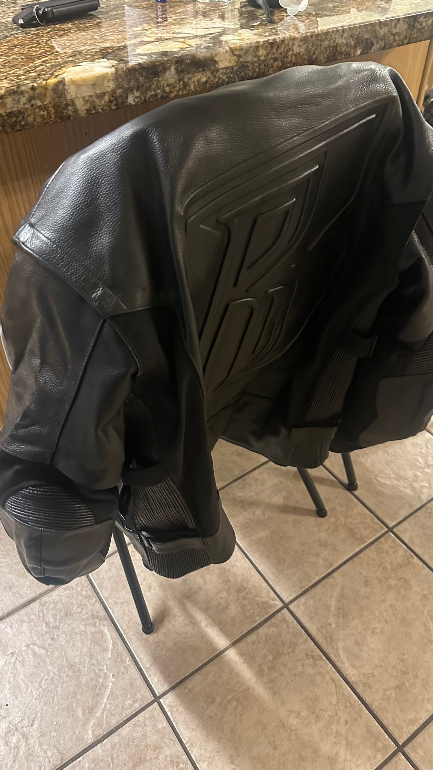 EMOSSED RR VEST JACKET