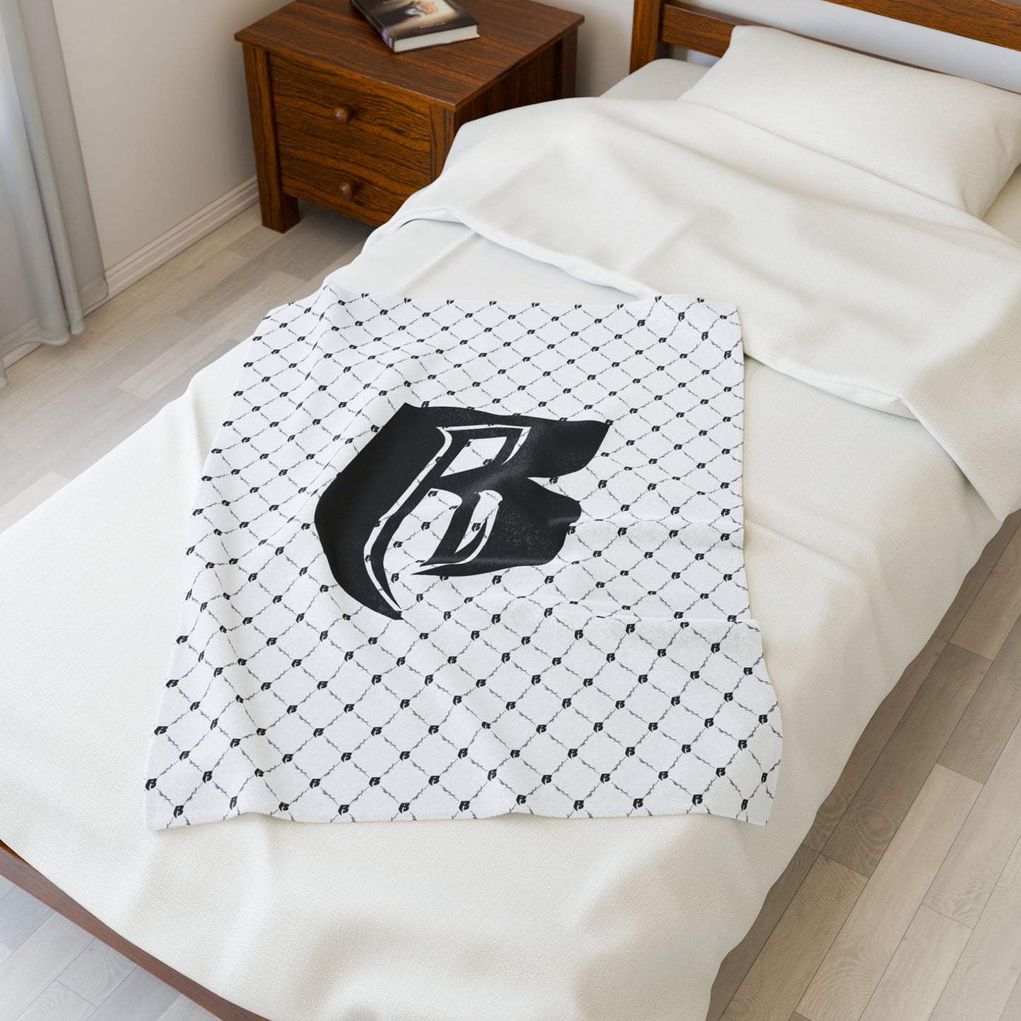 Velveteen Plush Blanket — Soft Cozy Solid Throw for Home, Travel & Gifts