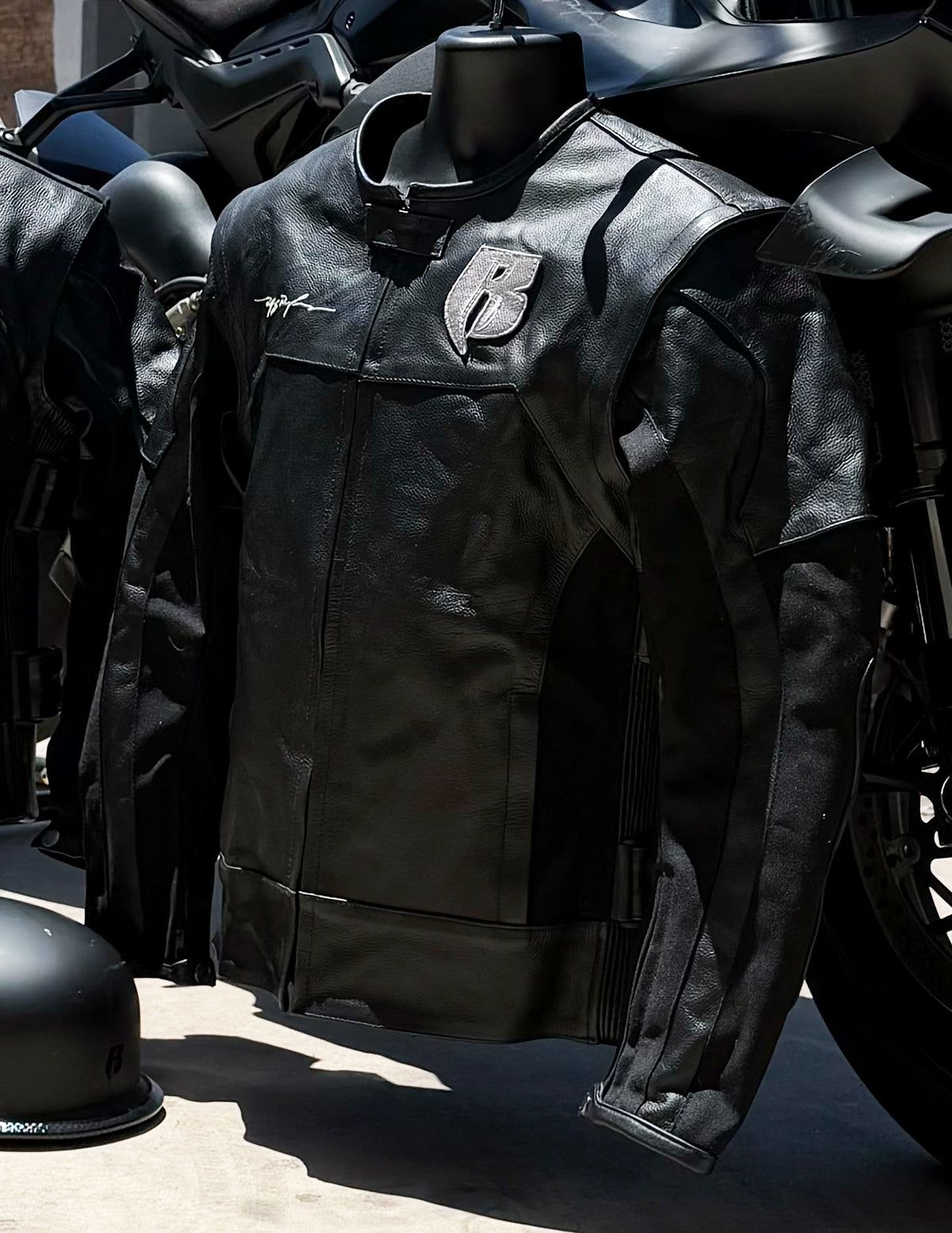 EMBROIDER RR VEST JACKET