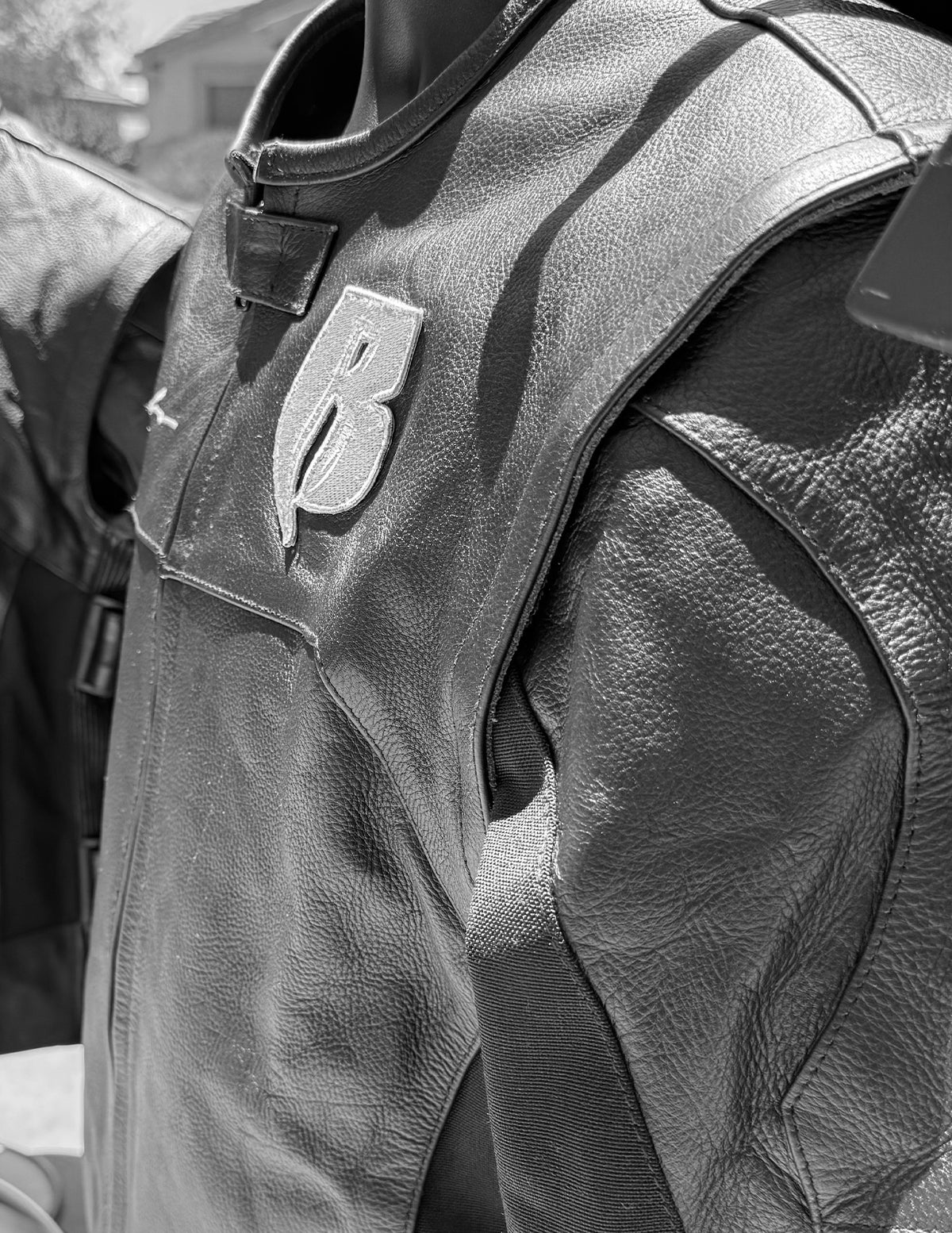 EMBROIDER RR VEST JACKET