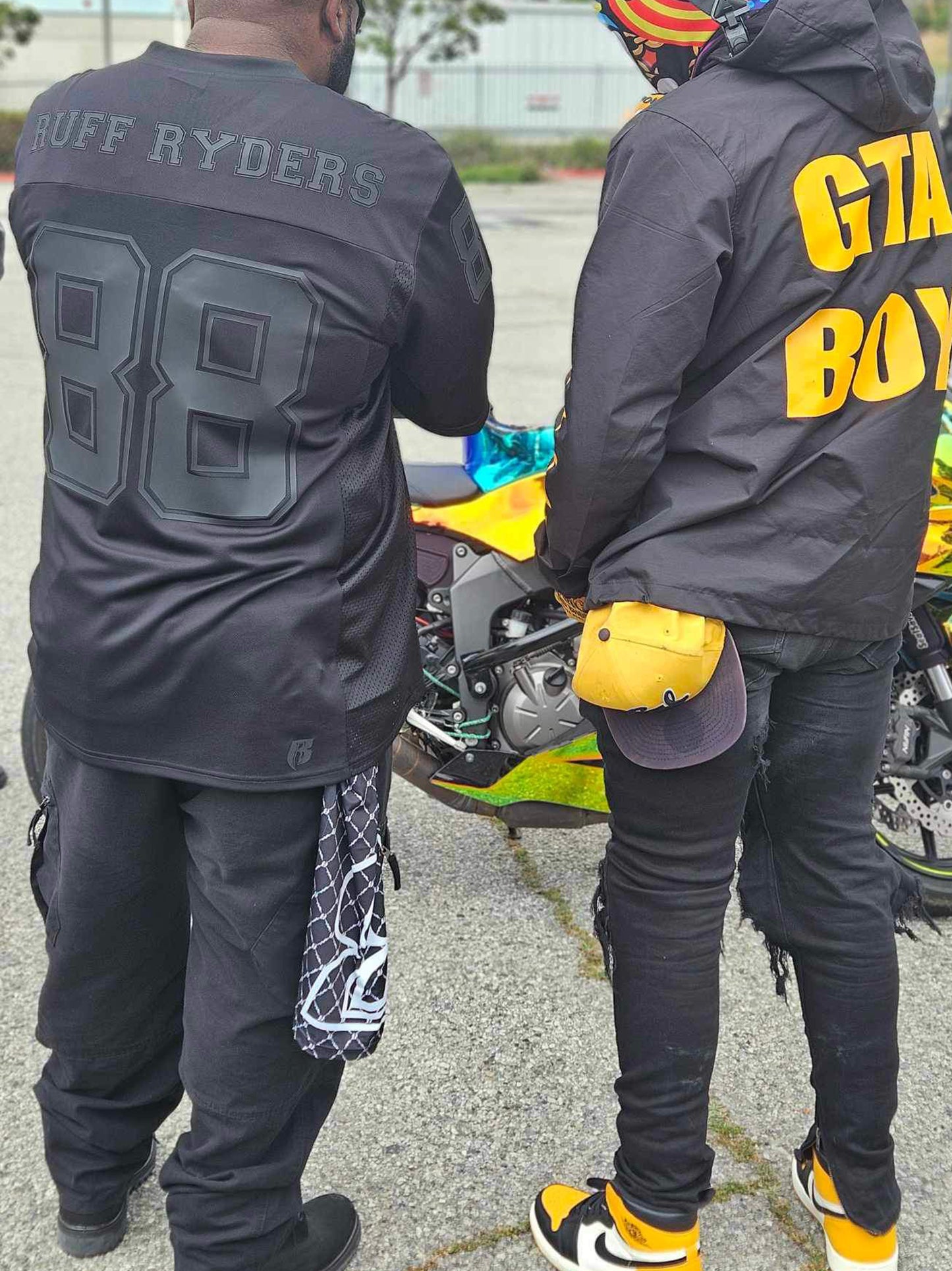 BLACK FOOTBALL JERSEY WITH BLACK RUBBER EMBOSSED